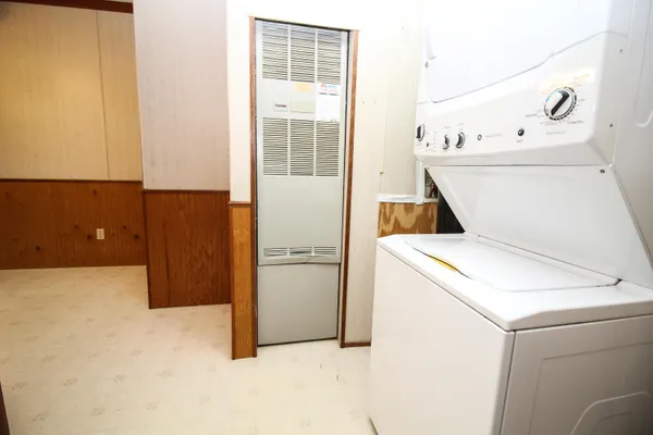 $207,000 | 11082 Elizabeth Drive, Three Rivers, MI 49093