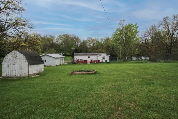 $207,000 | 11082 Elizabeth Drive, Three Rivers, MI 49093