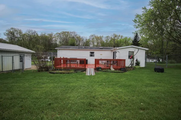 $207,000 | 11082 Elizabeth Drive, Three Rivers, MI 49093