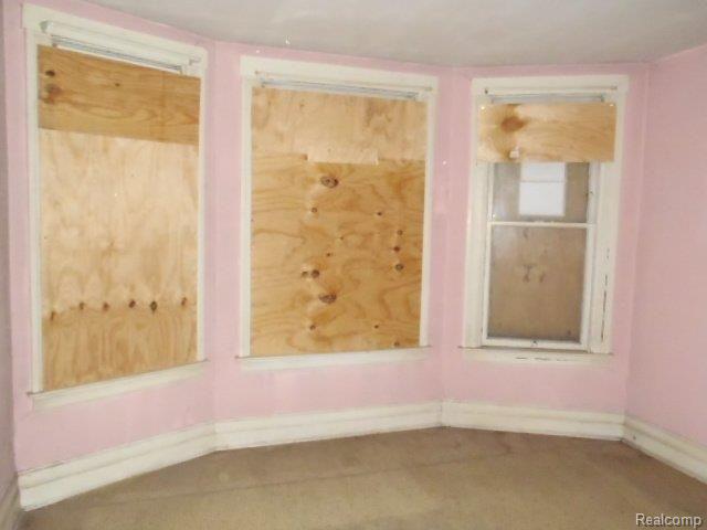 5735 Addison Street Detroit, MI 48210 - Photo 7 of 9 PA096718.JPG