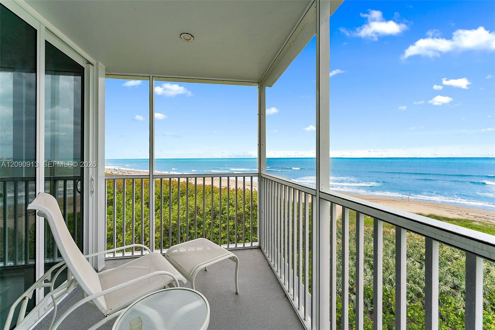 669 Northeast Plantation Road, Unit 406 Stuart, FL 34996 - Photo 2 of 32 Gallery Image 2