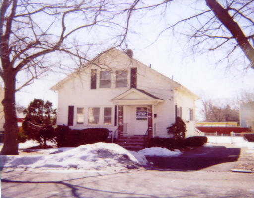 6 Saunders Road Lynn, MA 01904 - Photo 1 of 1 Gallery Image 1