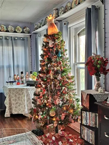 $260,000 | 402 South 12th Street, St. Joseph, MO 64501