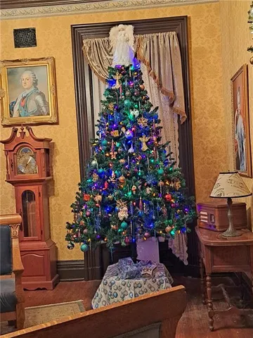 $260,000 | 402 South 12th Street, St. Joseph, MO 64501