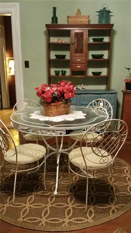 $260,000 | 402 South 12th Street, St. Joseph, MO 64501