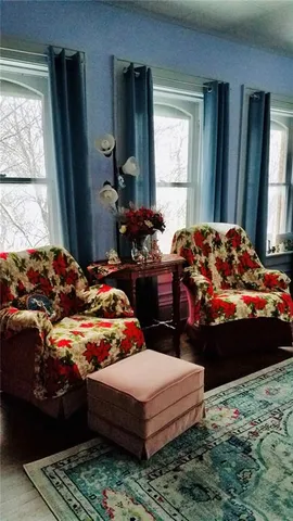 $260,000 | 402 South 12th Street, St. Joseph, MO 64501