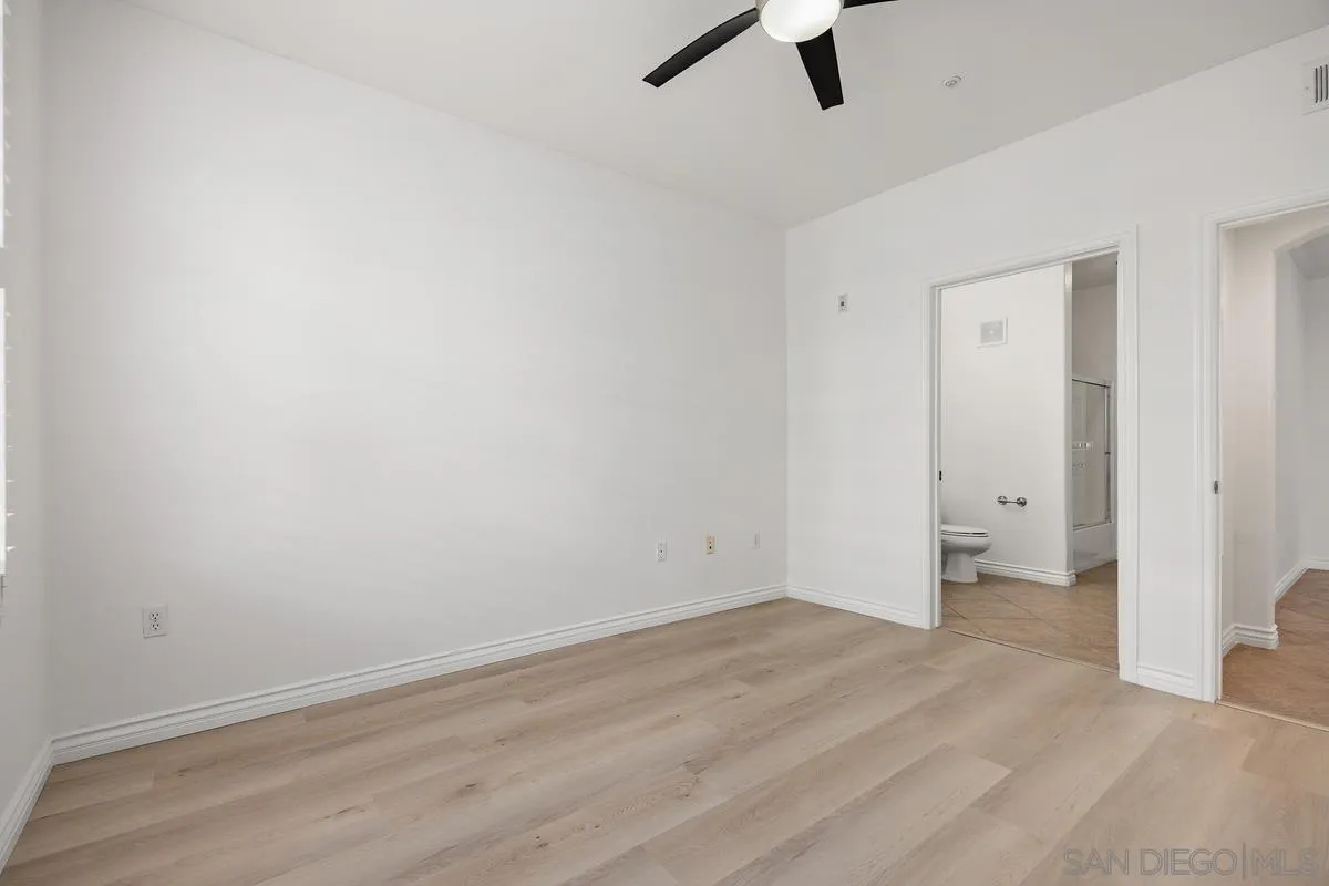 9263 Regents Road, Unit B108 La Jolla, CA 92037 - Photo 15 of 48