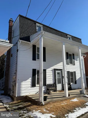 $900 | 9 Duke Street, Unit B, Hershey, PA 17033