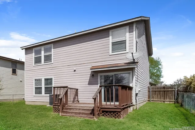 a front view of house with yard