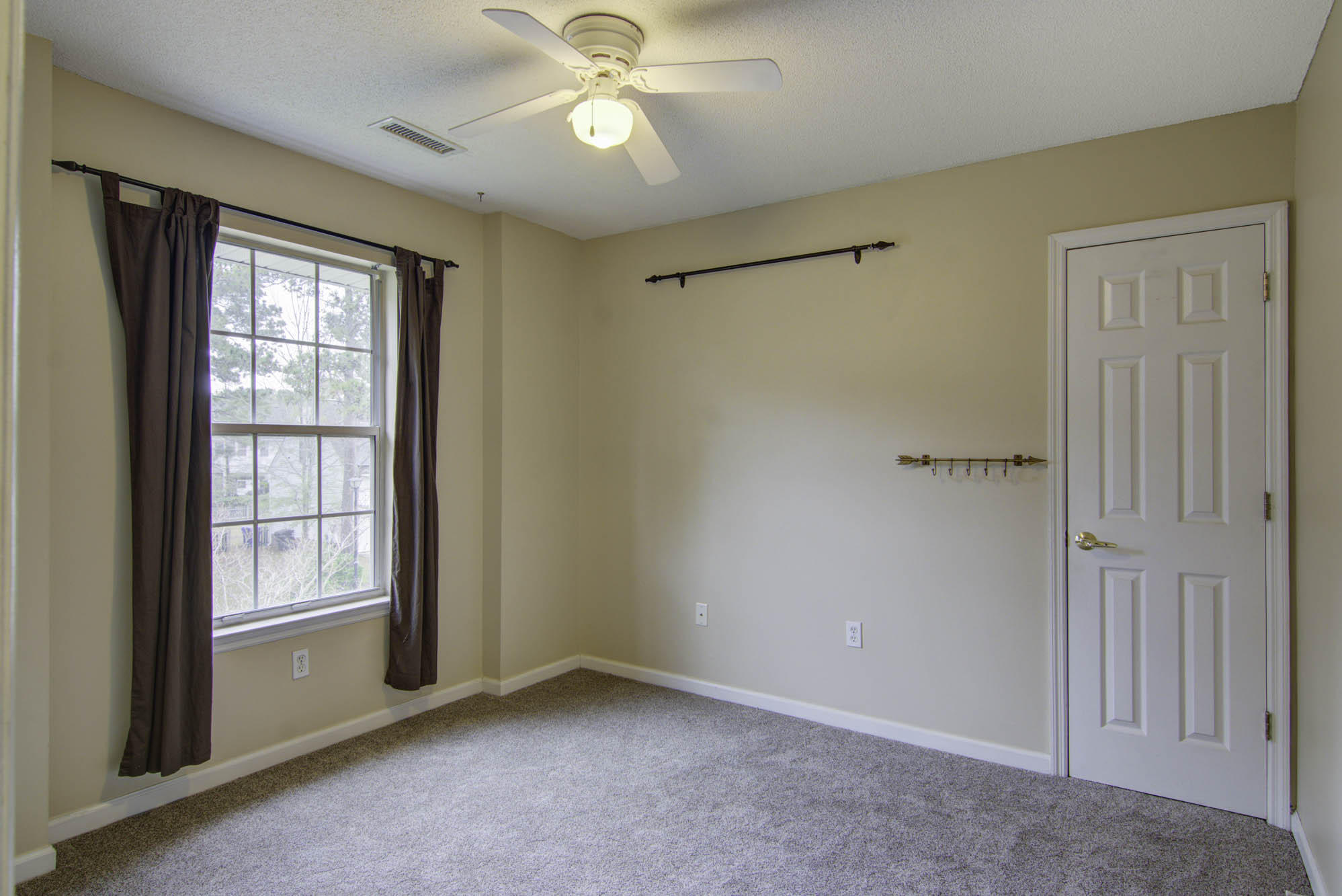 2519 Woodstream Road Mount Pleasant, SC 29466 - Photo 19 of 32 Bedroom 3