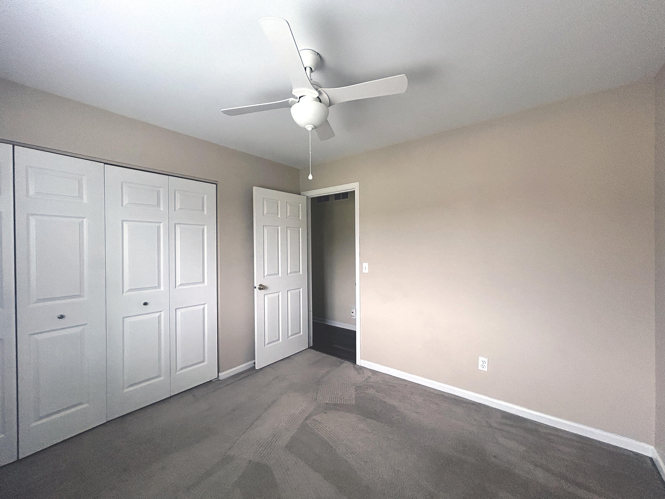 9704 67th Street Kenosha, WI 53142 - Photo 16 of 27 Bedroom 2