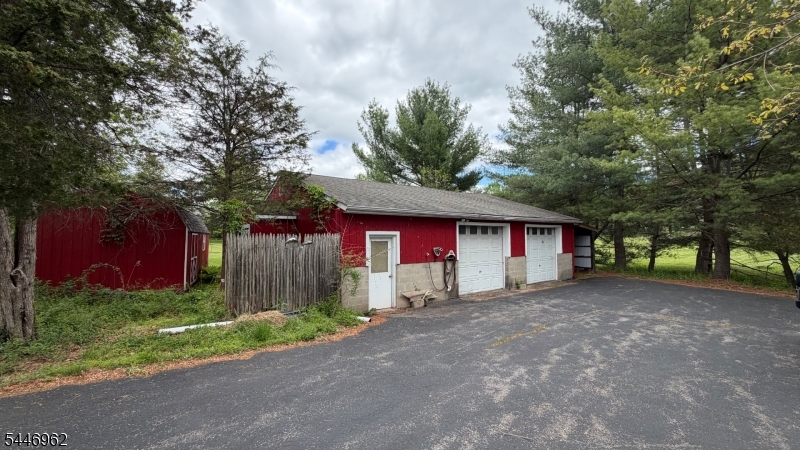 112 Allerton Road Annandale, NJ 08801 - Photo 25 of 50