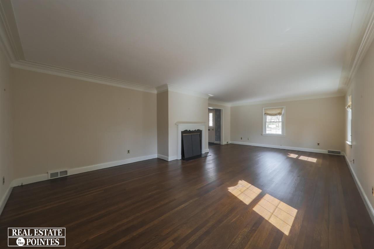 315 Touraine Road Grosse Pointe Farms, MI 48236 - Photo 6 of 33