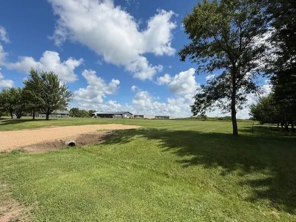 $65,000 | 2925 Matthew Drive, Windom, MN 56101