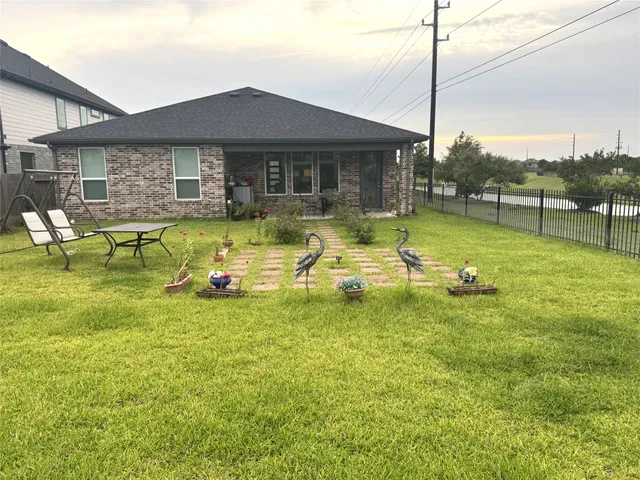 $2,400 | 3803 Ryans Rock Court, Katy, TX 77494