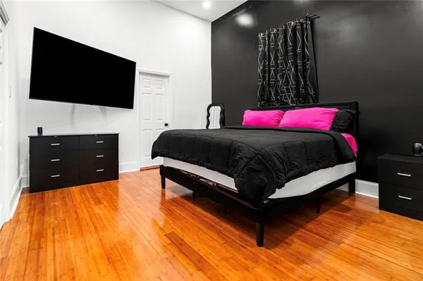 $2,800 | 2608 Magnolia Street, New Orleans, LA 70113