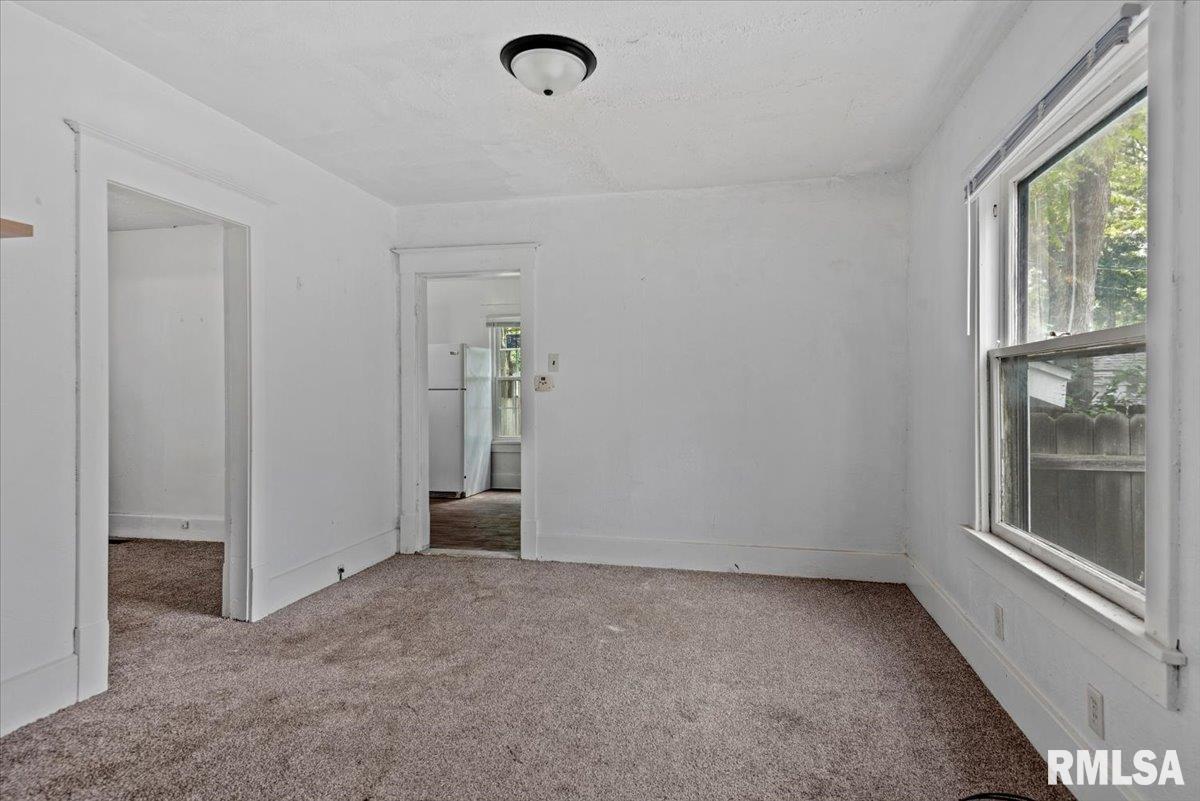 2516 South 10th Street Springfield, IL 62703 - Photo 10 of 34