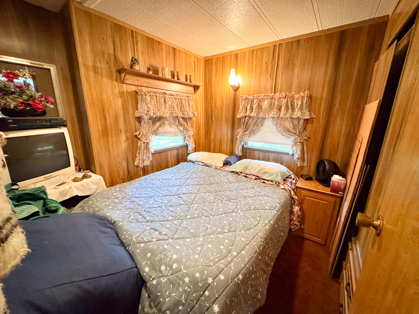 11-235 235 Sublette, IL 61367 - Photo 11 of 24 Gallery Image 11
