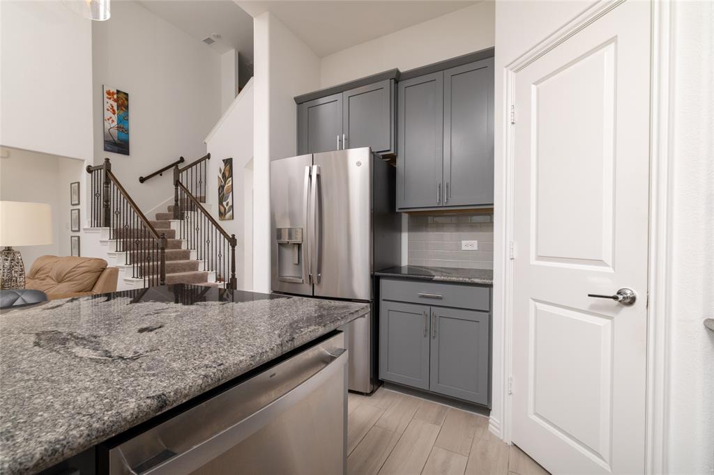 14708 Marrowglen Road Fort Worth, TX 76052 - Photo 10 of 34