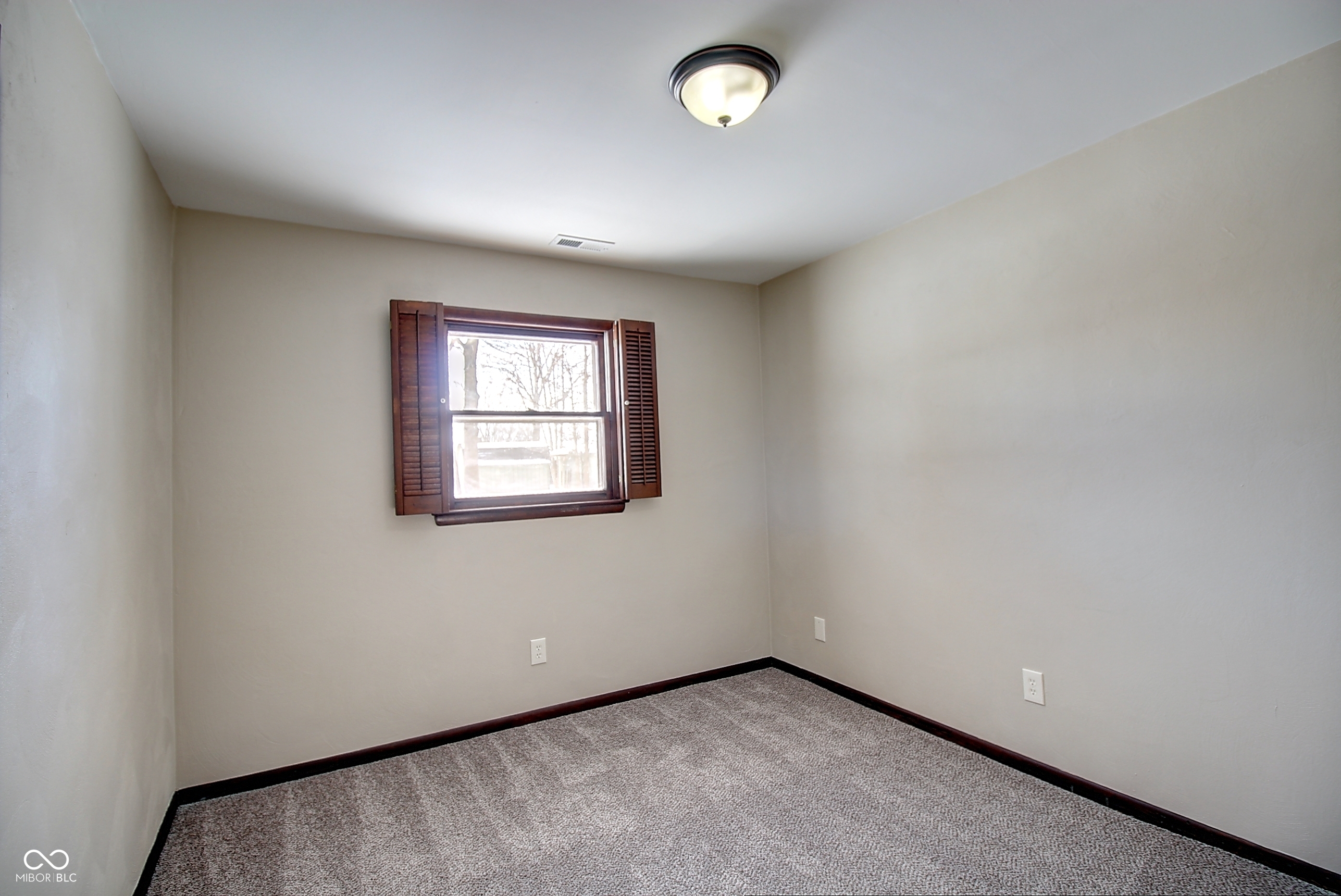 5405 Emerson Way Anderson, IN 46017 - Photo 16 of 22