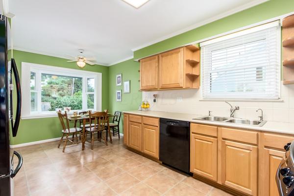 2009 Upper Chelsea Road Columbus, OH 43221 - Photo 6 of 24