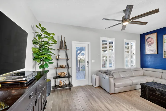 $3,100 | 2829 Bard Street, Palm Springs, FL 33406