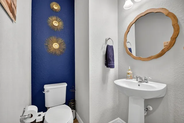 $3,100 | 2829 Bard Street, Palm Springs, FL 33406