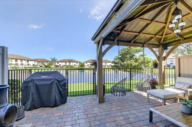 $3,100 | 2829 Bard Street, Palm Springs, FL 33406