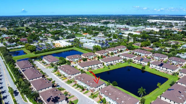 $3,100 | 2829 Bard Street, Palm Springs, FL 33406