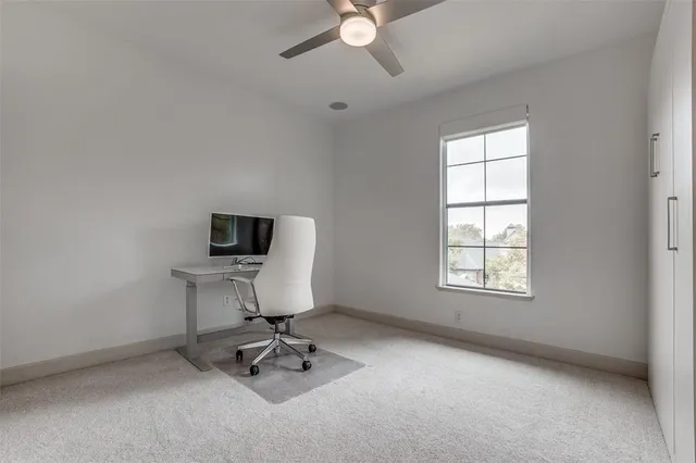 a view of workspace with windows