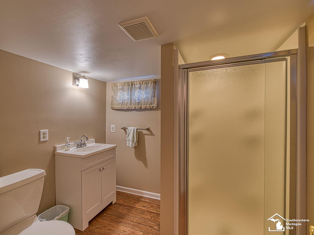 881 Stewart Road Monroe, MI 48162 - Photo 27 of 29 50009405-26.JPG