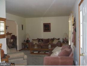 438 Roland Avenue Bayville, NJ 08721 - Photo 7 of 10 Gallery Image 7