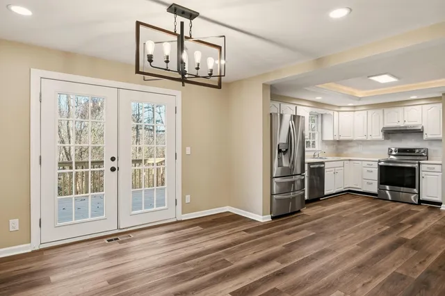 $415,000 | 128 Myrtle Lane, Ooltewah, TN 37363