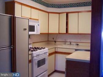 1638 Ashurst Road Philadelphia, PA 19151 - Photo 3 of 6 Gallery Image 3