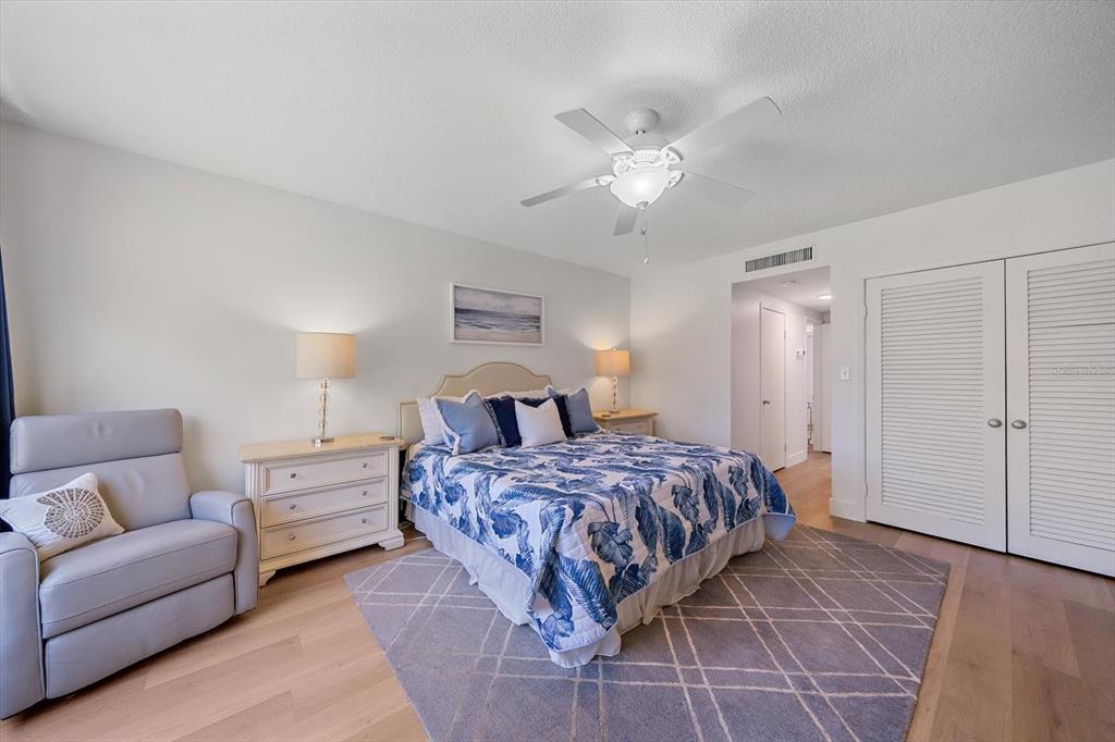 100 Sands Point Road, Unit 225 Longboat Key, FL 34228 - Photo 17 of 41