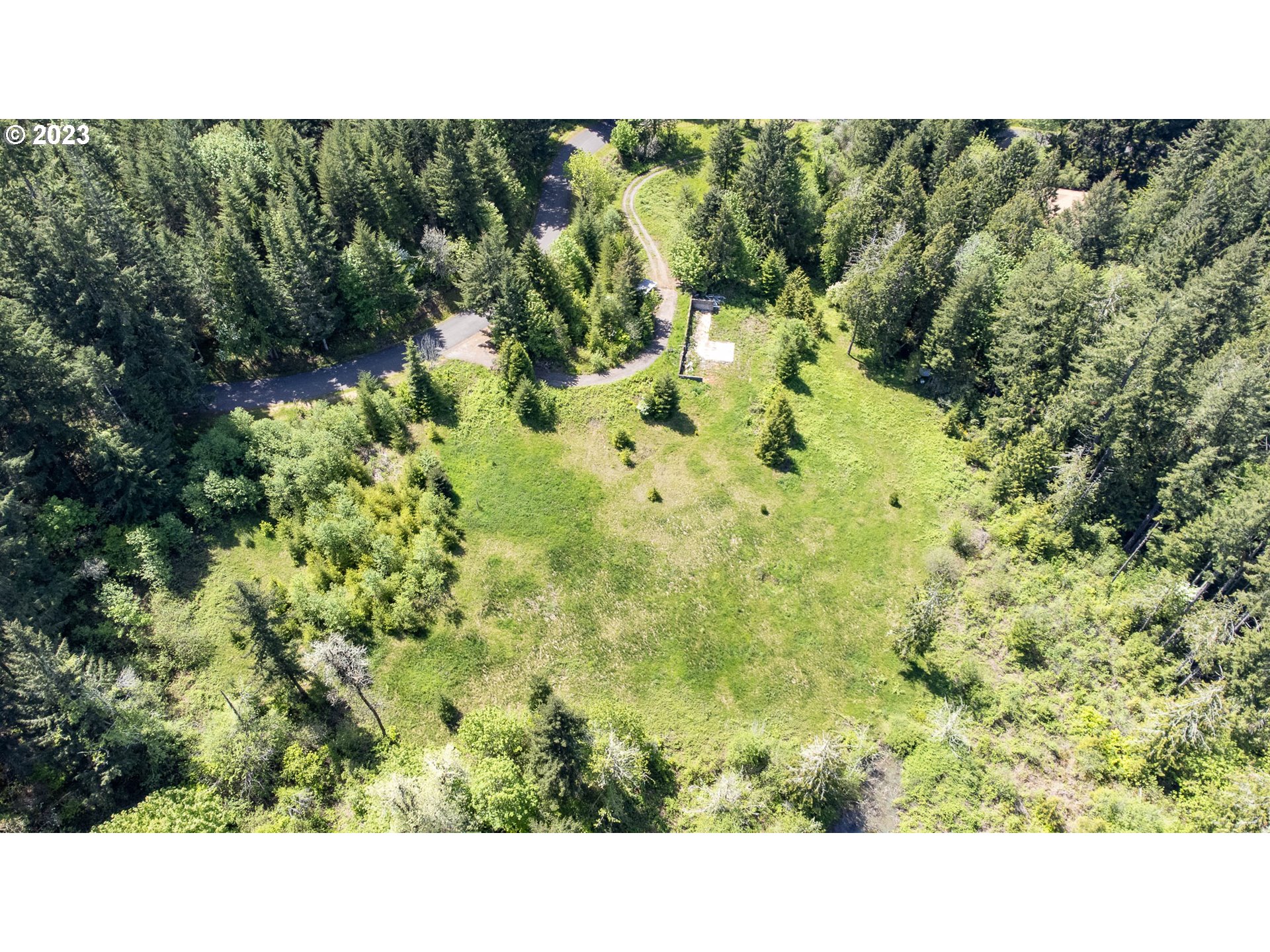 34960 Garoutte Road Cottage Grove, OR 97424 - Photo 5 of 17 Gallery Image 5