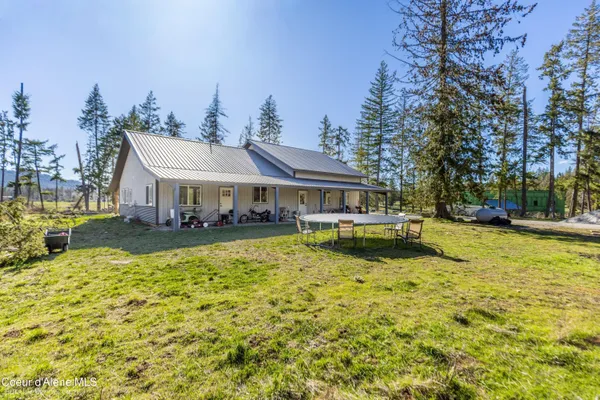 $750,000 | 2760 South Sagle Road, Sagle, ID 83860