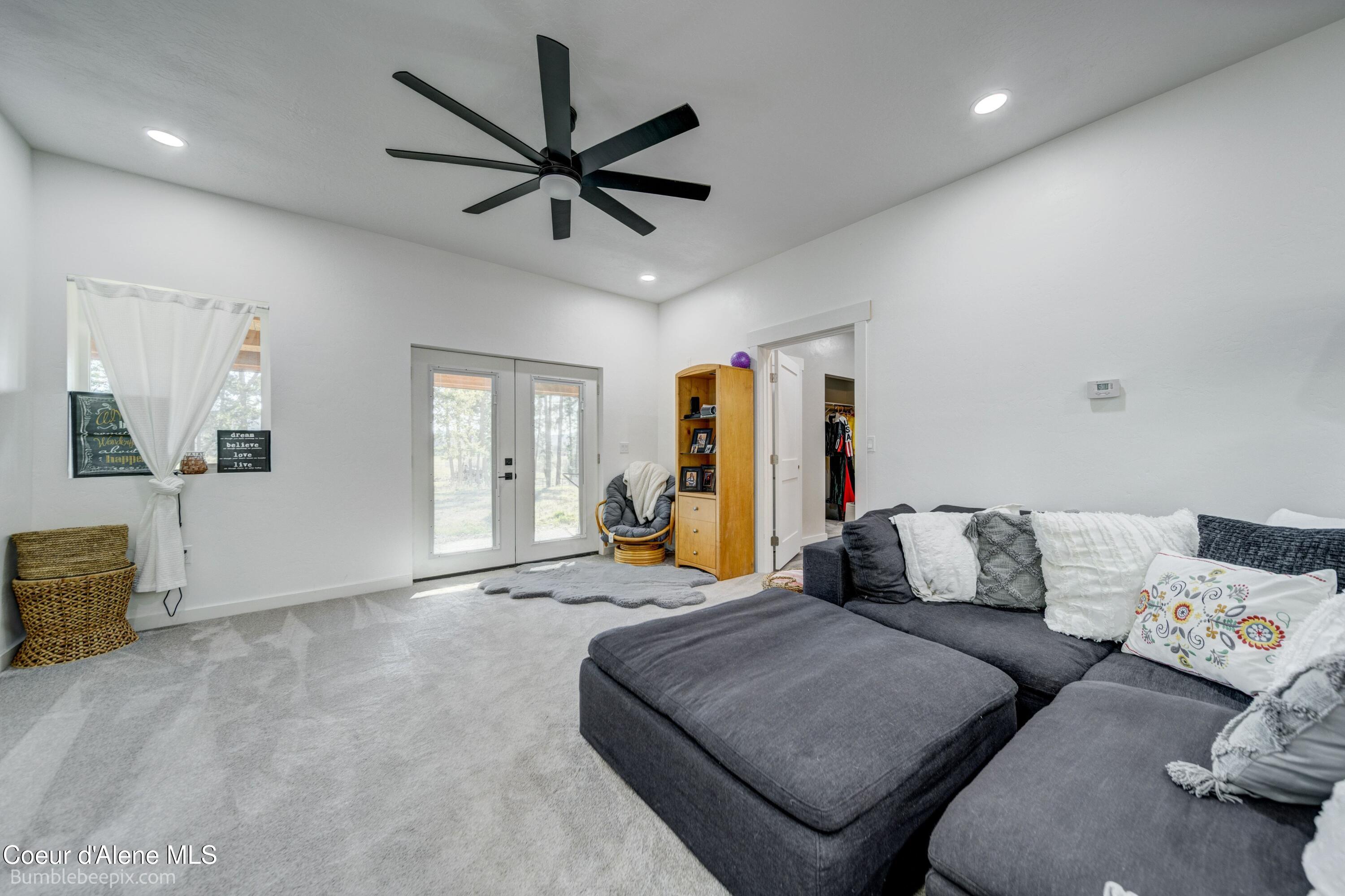 2760 South Sagle Road Sagle, ID 83860 - Photo 19 of 61 022_bb193571-22_950