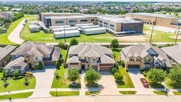 $4,900 | 27527 Stonebrook Manor Lane, Katy, TX 77494