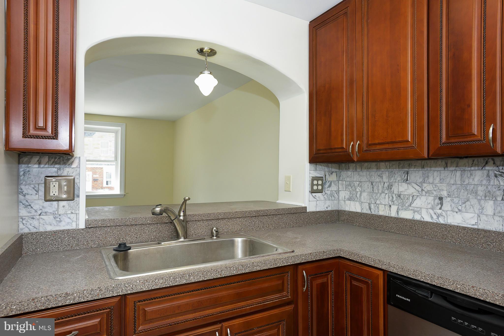 921 Calwell Road Baltimore, MD 21229 - Photo 10 of 22 Kitchen