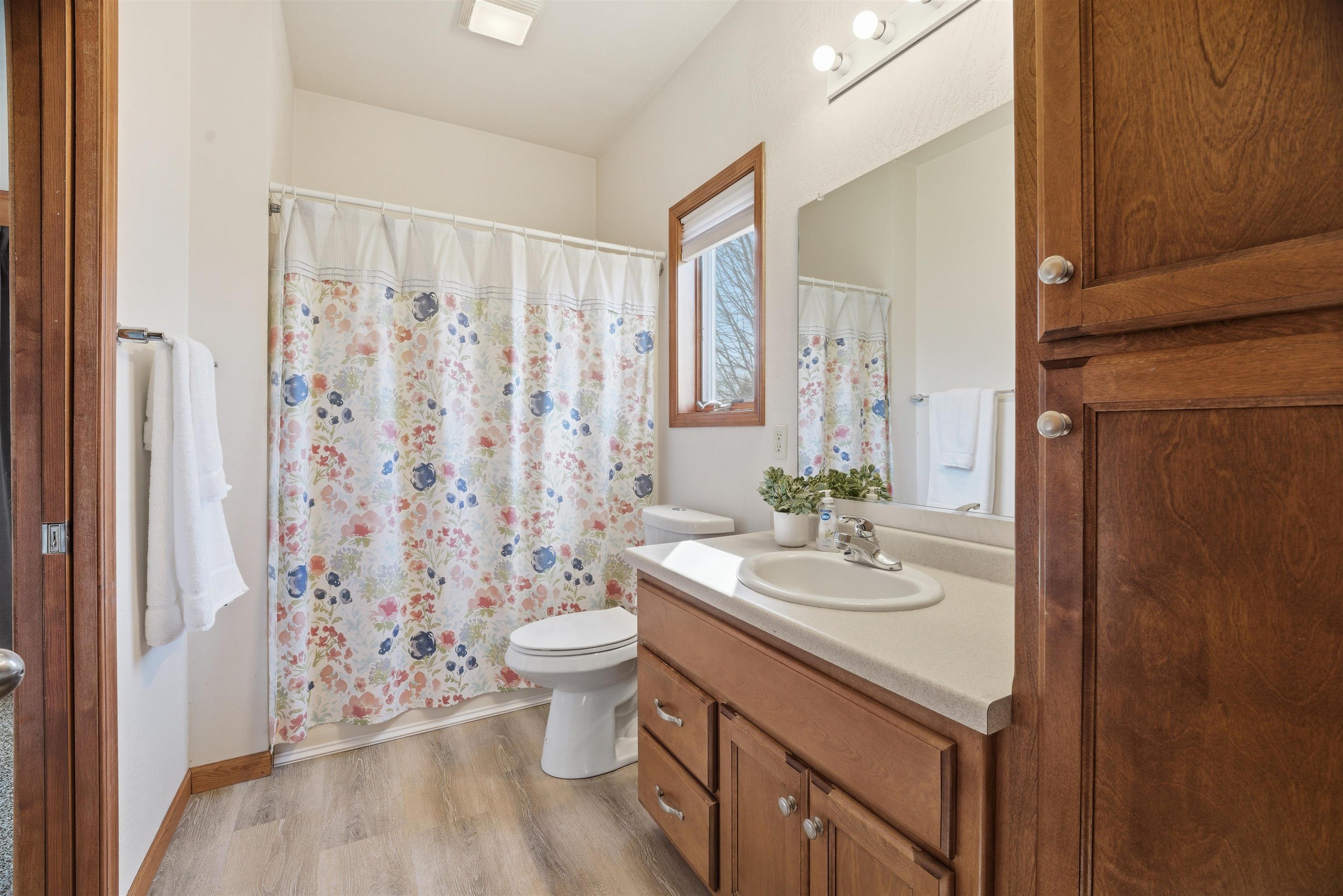 N9581 Hartford Lane Appleton, WI 54915 - Photo 20 of 35