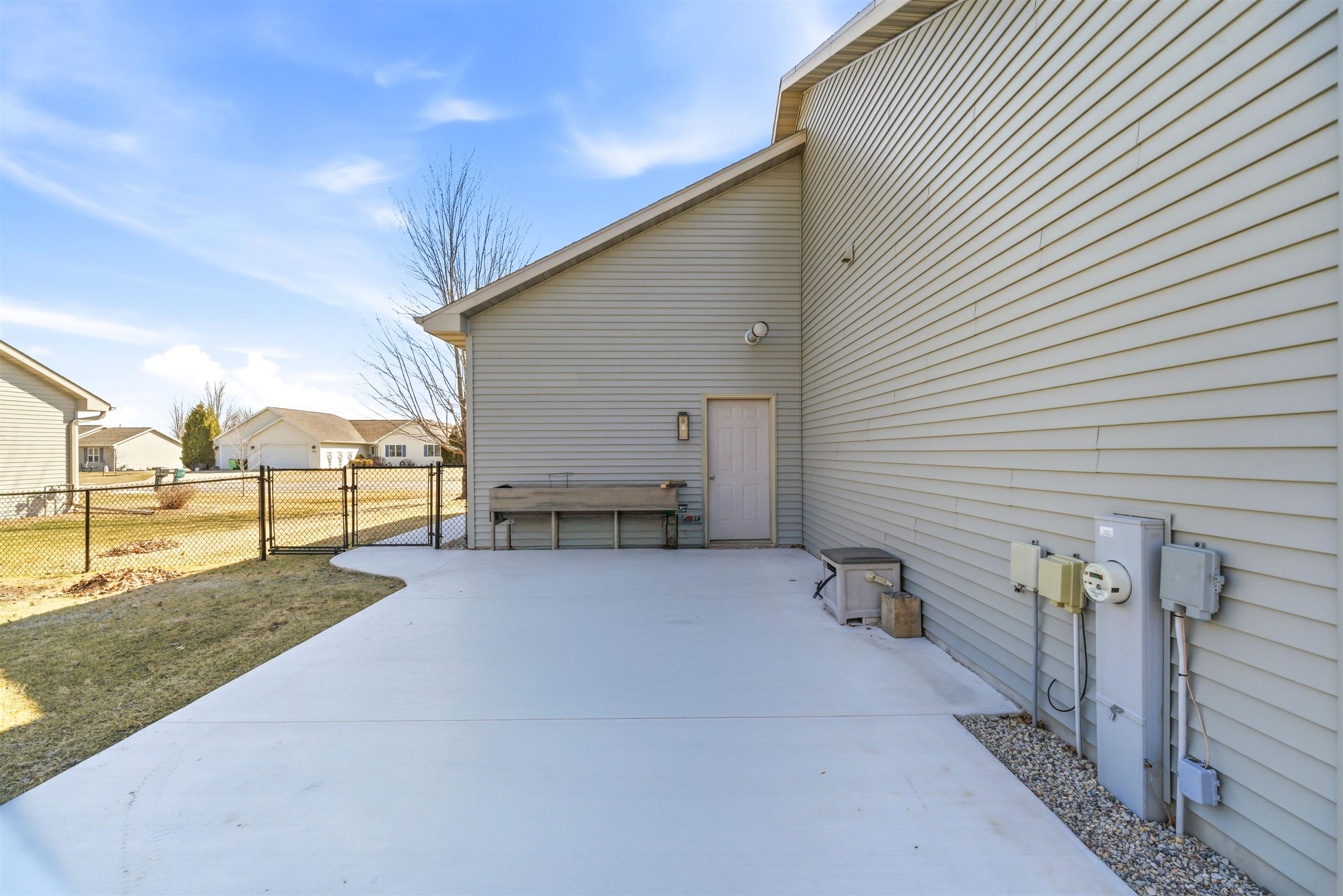 N9581 Hartford Lane Appleton, WI 54915 - Photo 33 of 35