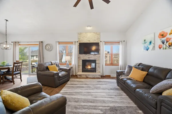 $425,000 | N9581 Hartford Lane, Appleton, WI 54915