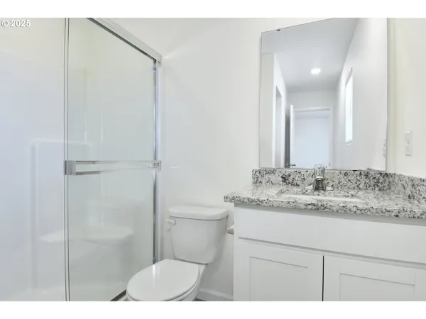 $469,900 | 3990 Southwest Duniway Lane, Gresham, OR 97080