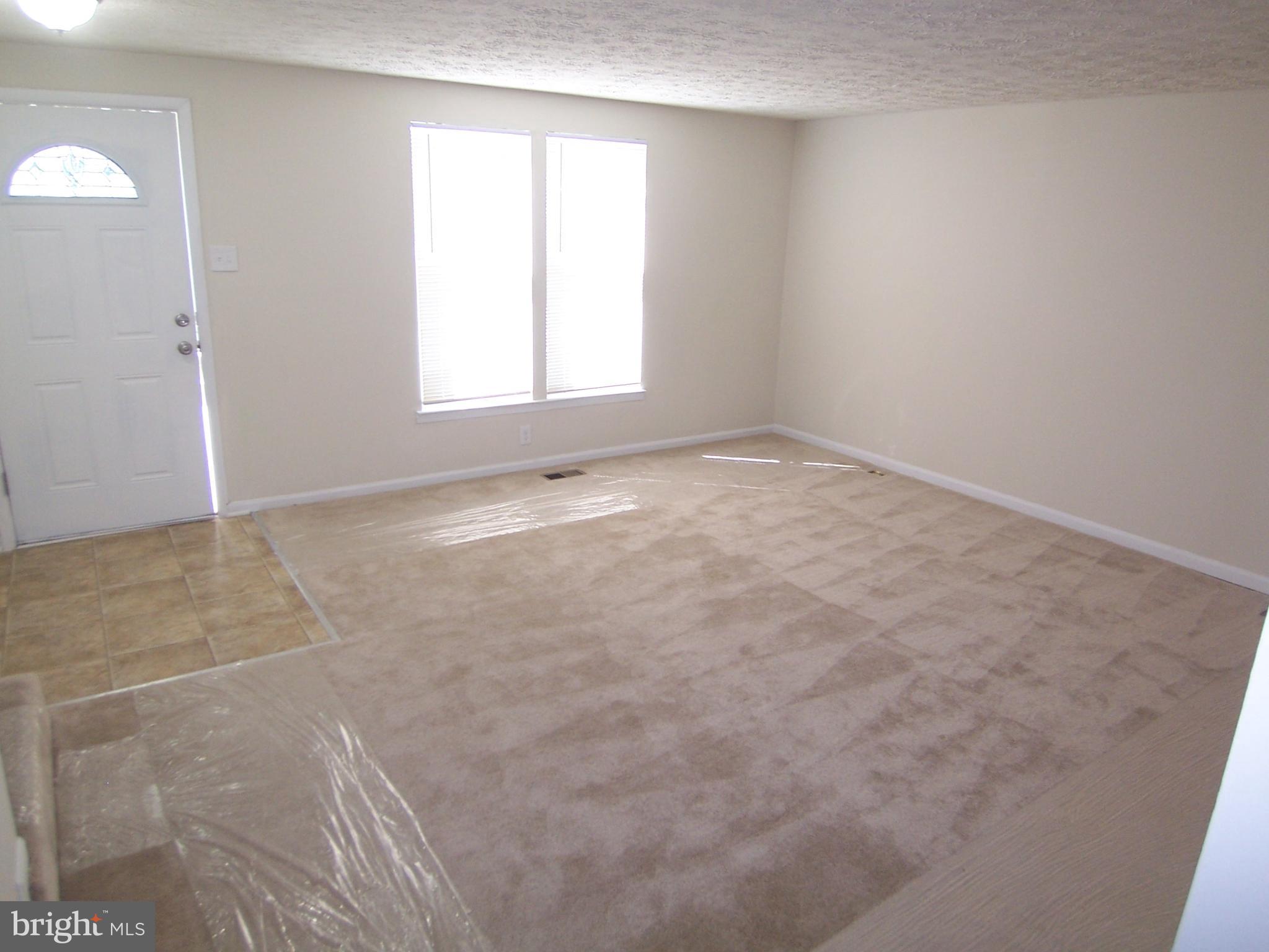 17 Hyacinth Road Baltimore, MD 21234 - Photo 3 of 17