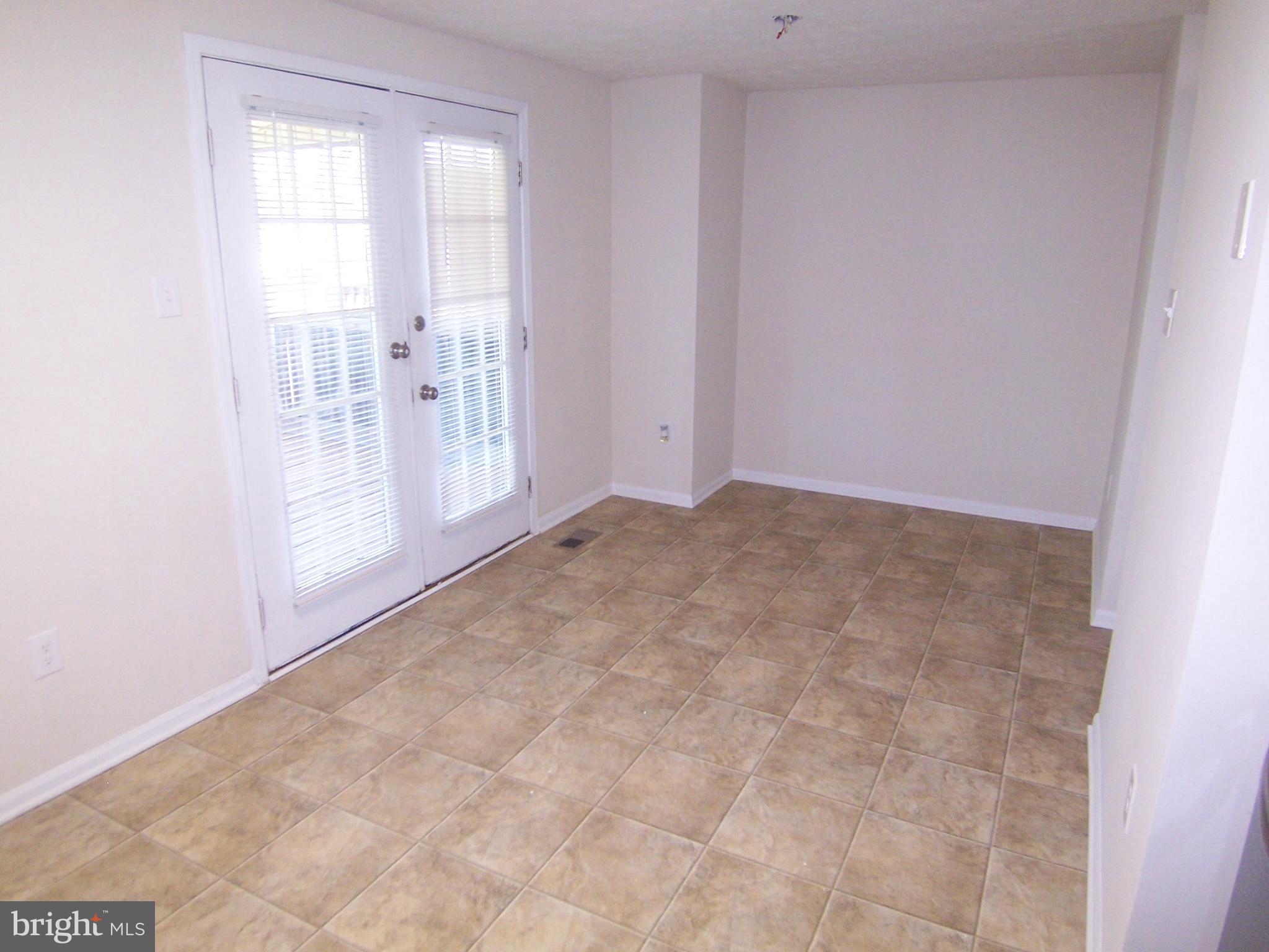 17 Hyacinth Road Baltimore, MD 21234 - Photo 6 of 17