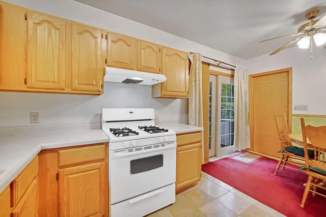 $294,900 | 514 Wildwood Avenue, St. Paul, MN 55110