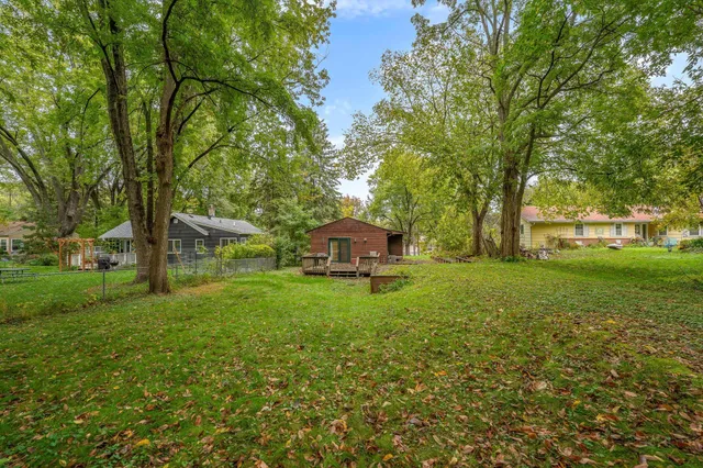 $294,900 | 514 Wildwood Avenue, St. Paul, MN 55110