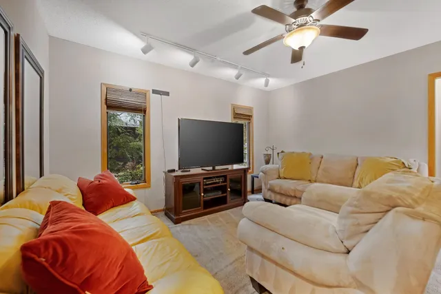 $294,900 | 514 Wildwood Avenue, St. Paul, MN 55110