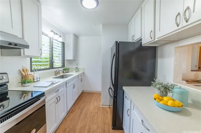 $549,000 | 98-388 Kaonohi Street, Unit 15/430, Aiea, HI 96701